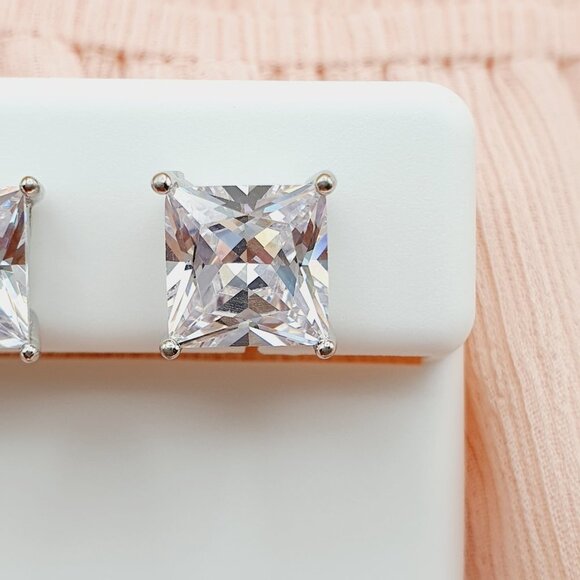 "8MM S925 Sterling Silver CZ Stud Earrings for Women/Girl, US19251036 - Picture 4 of 9